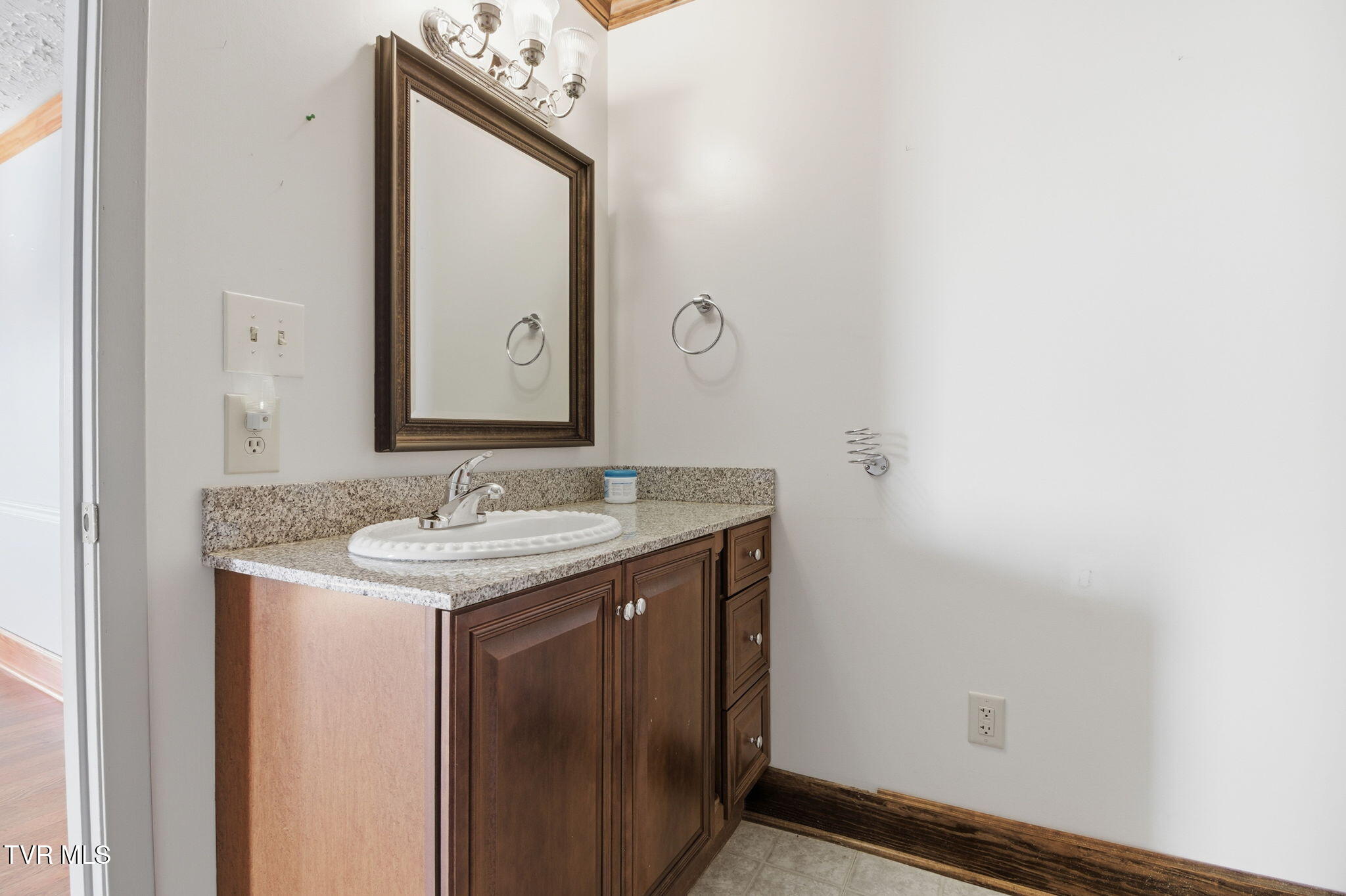 970 C M Jones Road Greeneville, TN 37745 - Photo 20 of 53 29-web-or-mls-DZ3A5505