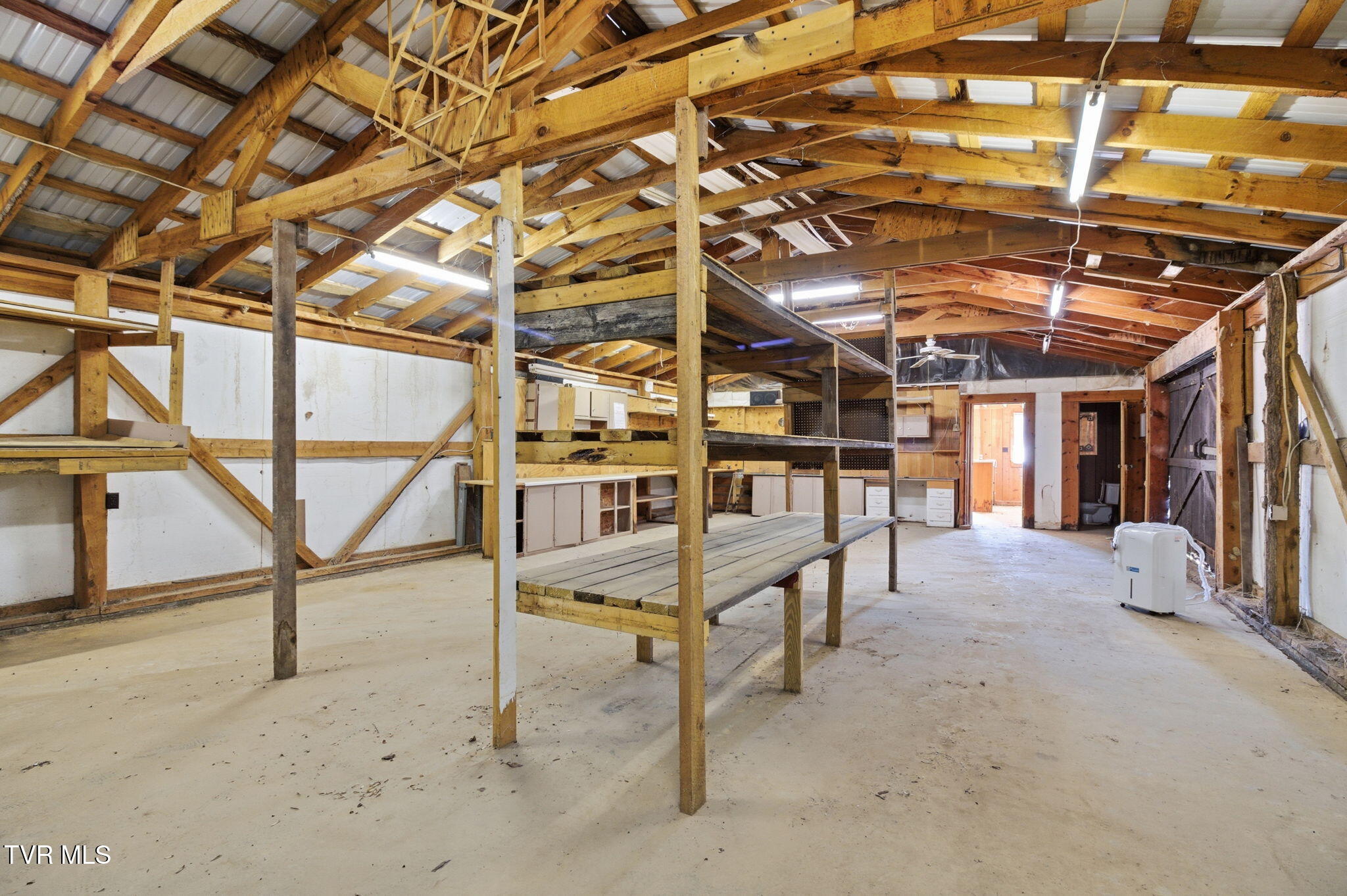 970 C M Jones Road Greeneville, TN 37745 - Photo 37 of 53 47-web-or-mls-DZ3A5585