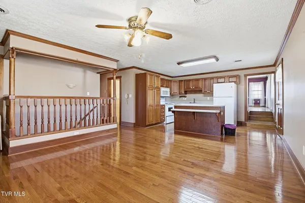 $425,000 | 970 C M Jones Road, Greeneville, TN 37745