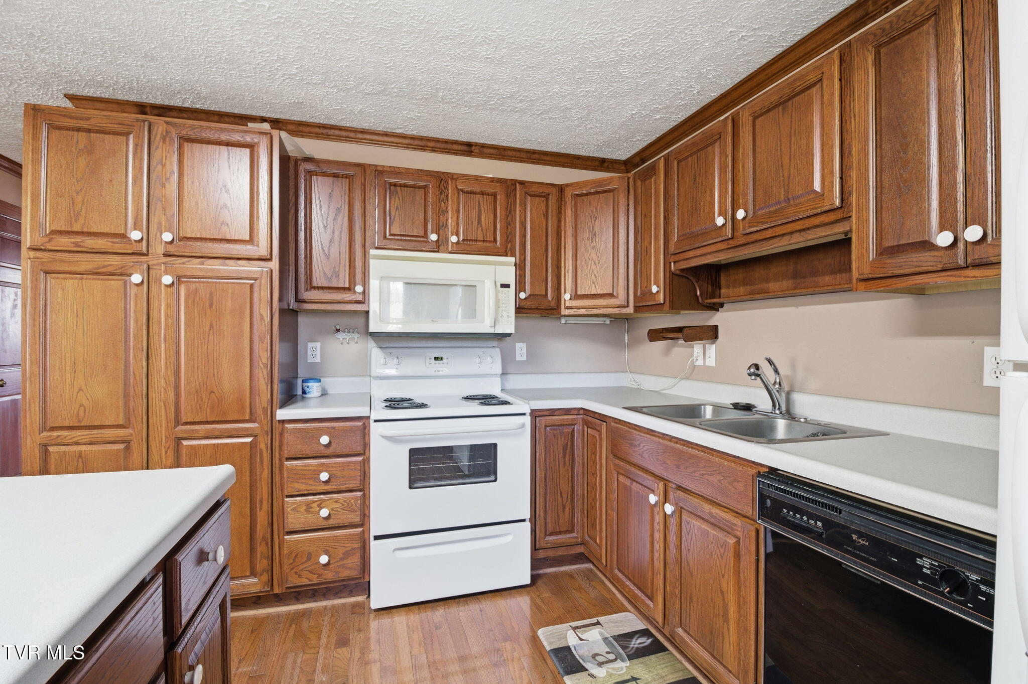 970 C M Jones Road Greeneville, TN 37745 - Photo 10 of 53 17-web-or-mls-DZ3A5449