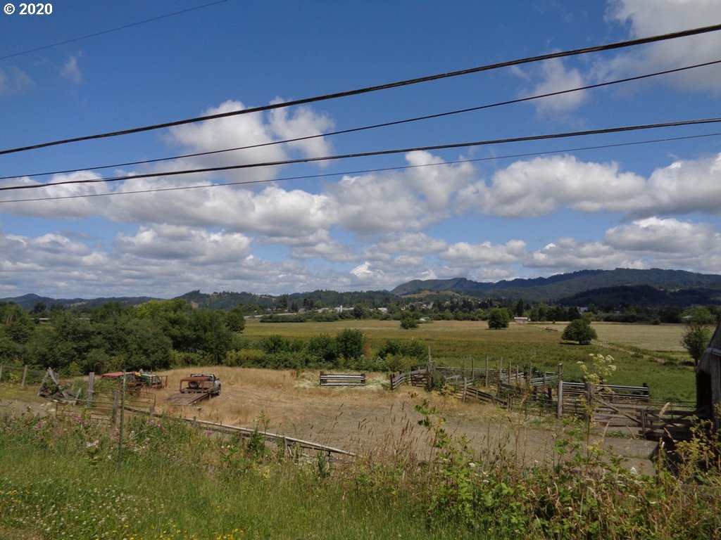 52956 Stringtown Road Myrtle Point, OR 97458 - Photo 17 of 32 Gallery Image 17
