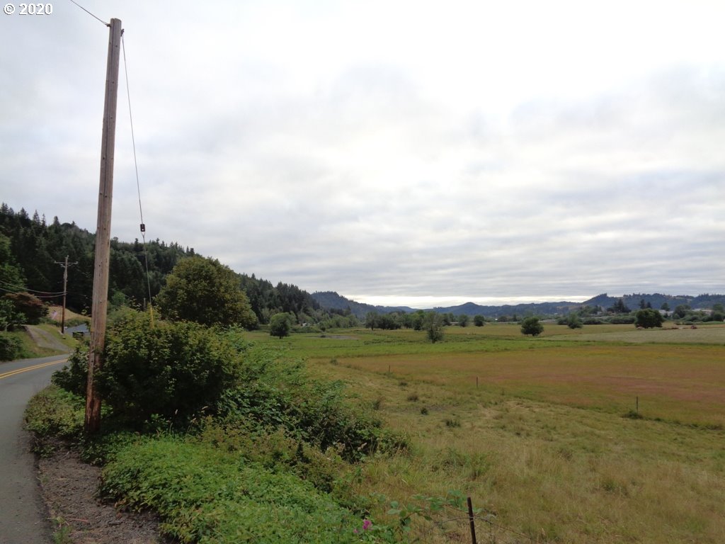 52956 Stringtown Road Myrtle Point, OR 97458 - Photo 22 of 32 Gallery Image 22