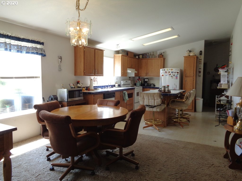 52956 Stringtown Road Myrtle Point, OR 97458 - Photo 25 of 32 Gallery Image 25