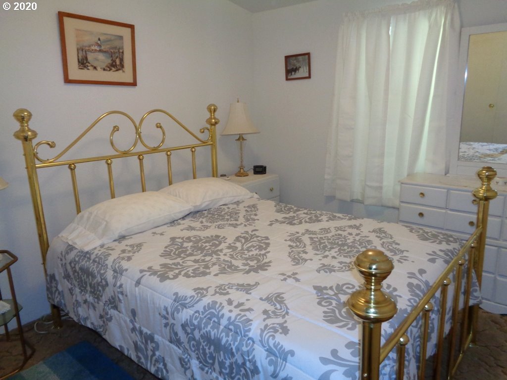 52956 Stringtown Road Myrtle Point, OR 97458 - Photo 30 of 32 Gallery Image 30