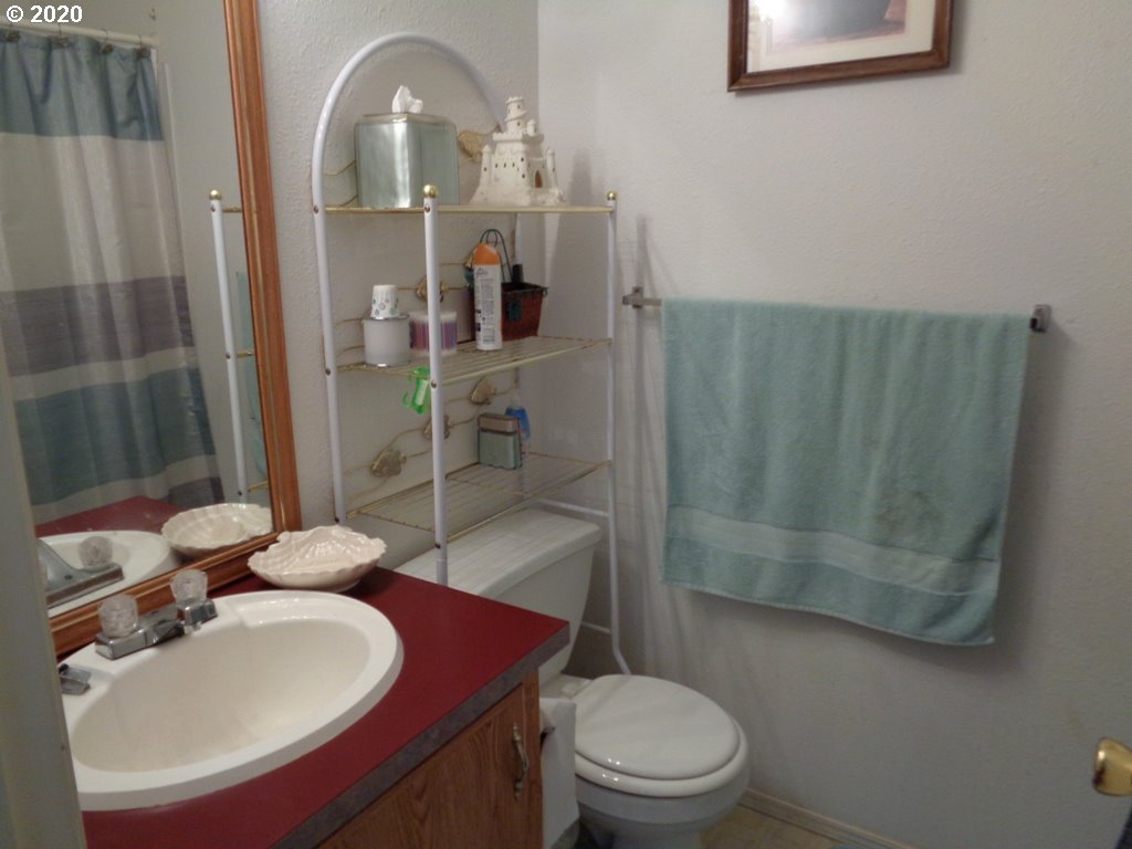 52956 Stringtown Road Myrtle Point, OR 97458 - Photo 31 of 32 Gallery Image 31