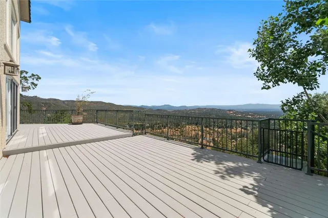 a view of a terrace with sky view
