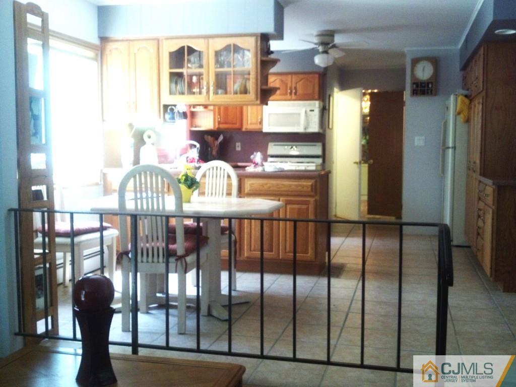 199 Normandy Road Edison, NJ 08820 - Photo 11 of 21 Gallery Image 11