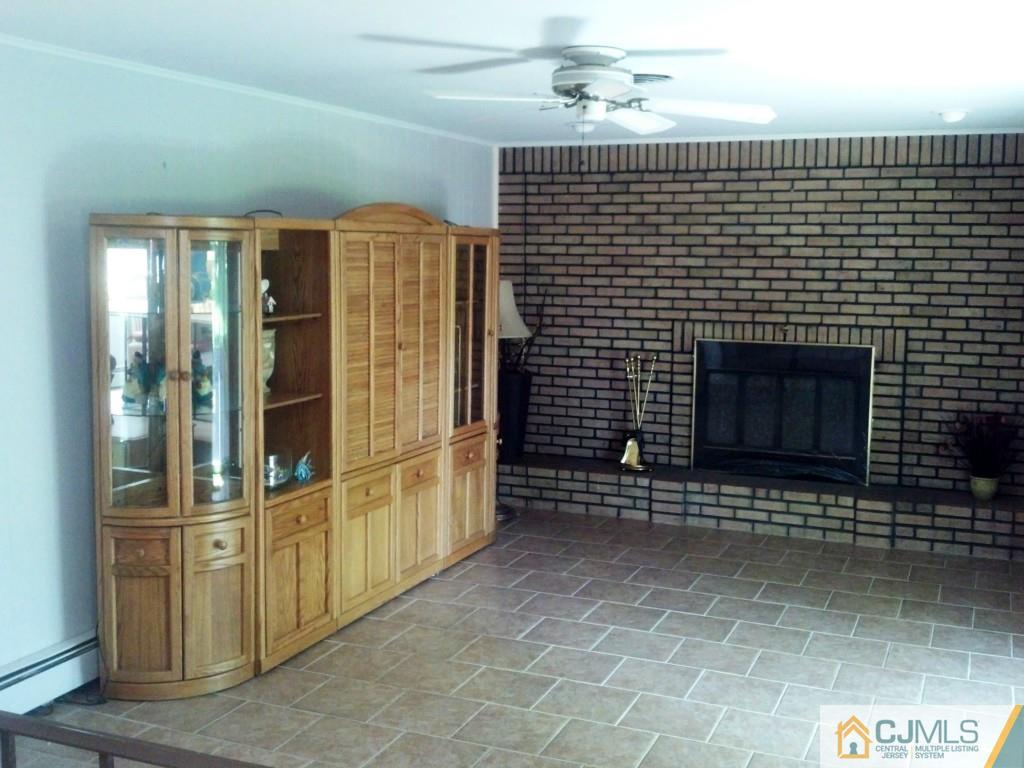 199 Normandy Road Edison, NJ 08820 - Photo 12 of 21 Gallery Image 12