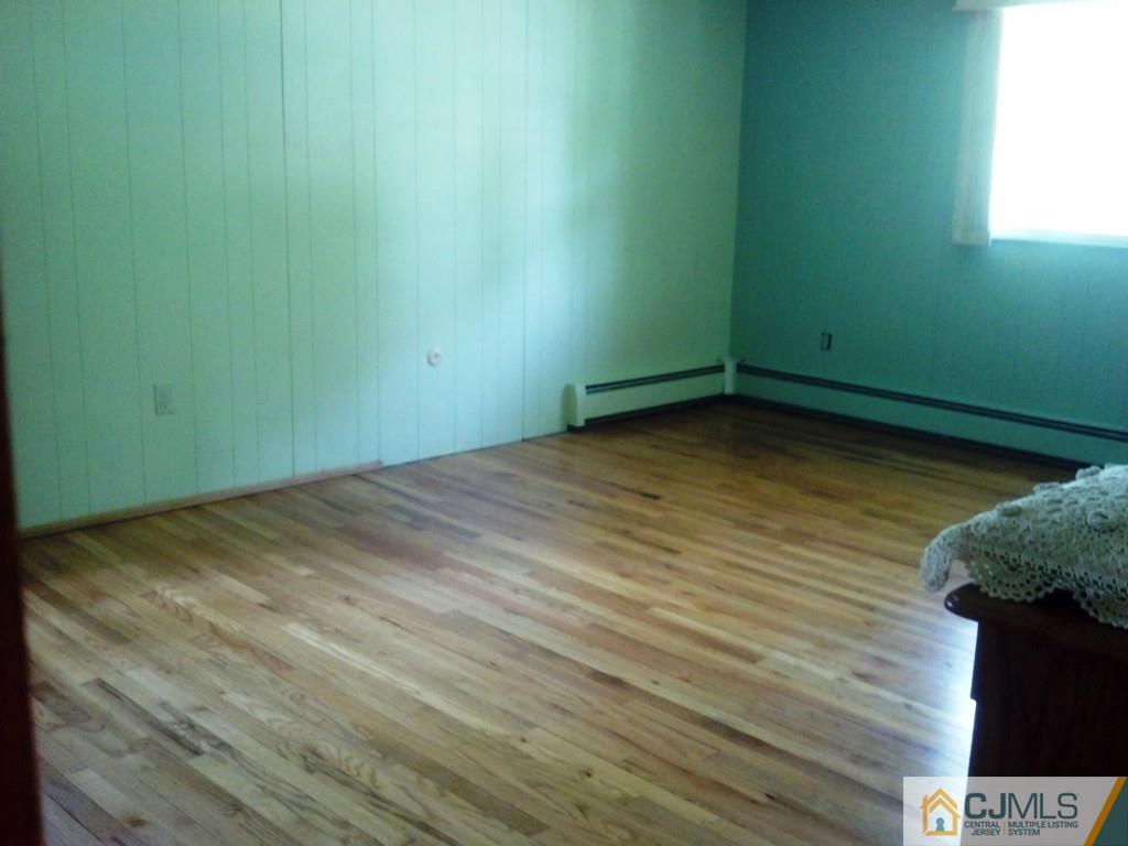 199 Normandy Road Edison, NJ 08820 - Photo 20 of 21 Gallery Image 20