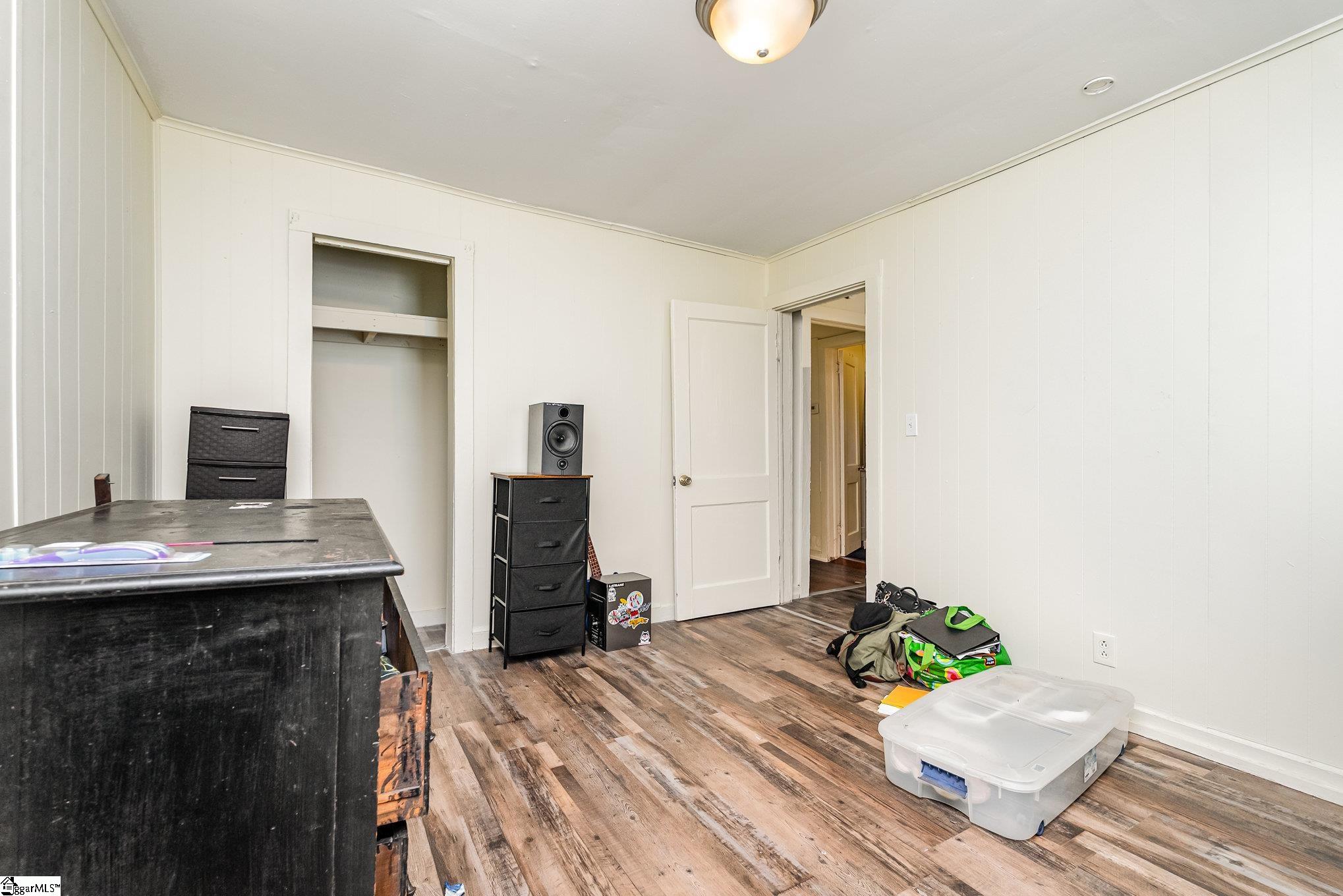 17 Bridwell Avenue Greenville, SC 29607 - Photo 24 of 32