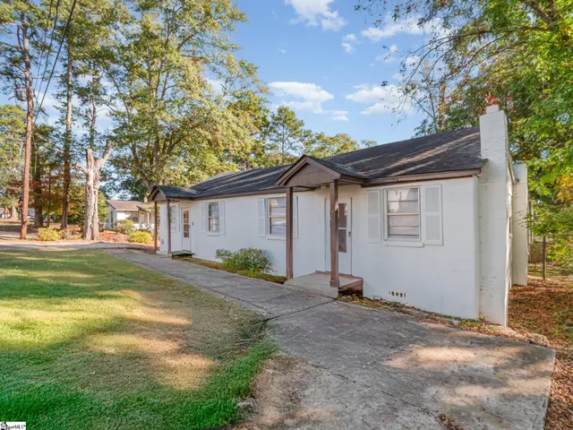 $350,000 | 17 Bridwell Avenue, Greenville, SC 29607