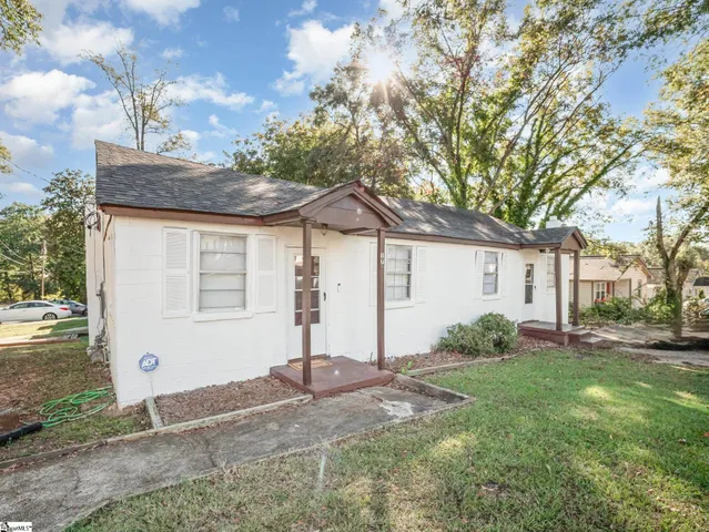 $350,000 | 17 Bridwell Avenue, Greenville, SC 29607