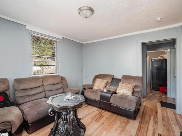 $350,000 | 17 Bridwell Avenue, Greenville, SC 29607