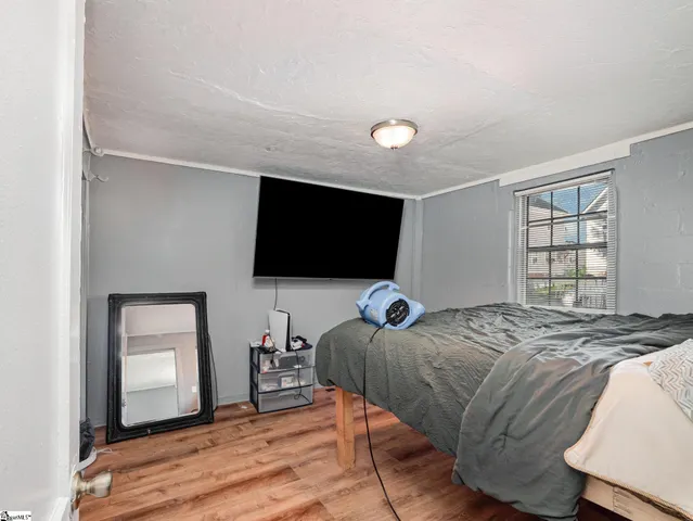 $350,000 | 17 Bridwell Avenue, Greenville, SC 29607