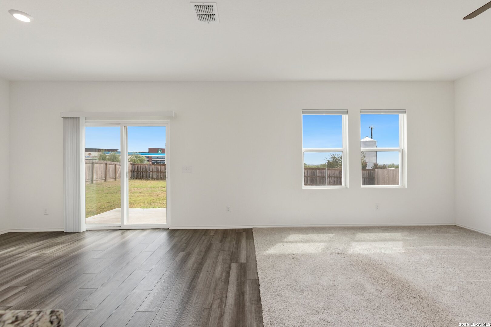 5535 Rue Girard Converse, TX 78109 - Photo 6 of 47