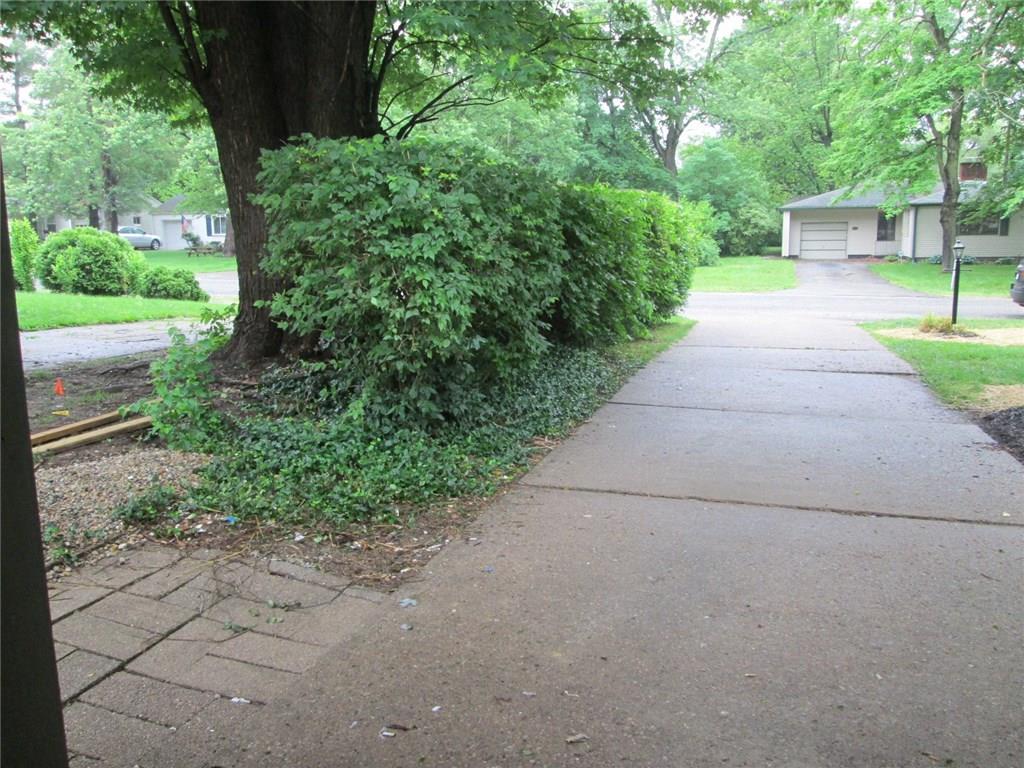 1230 Rowin Road Indianapolis, IN 46220 - Photo 5 of 28 Gallery Image 5