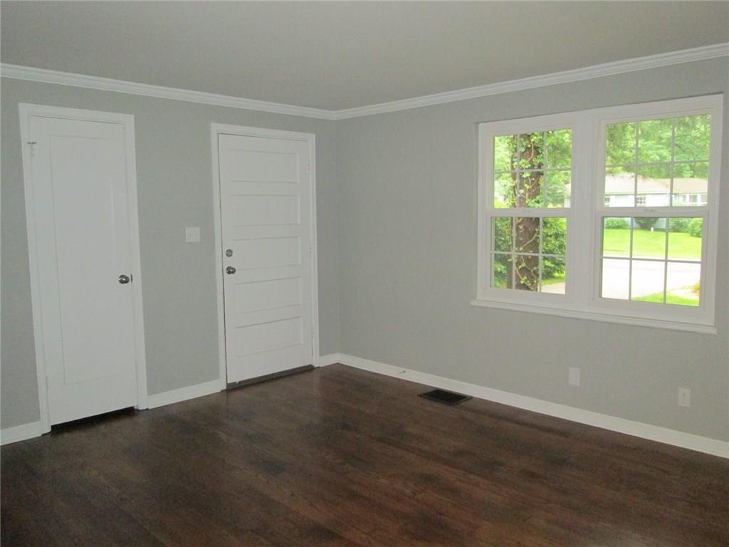 1230 Rowin Road Indianapolis, IN 46220 - Photo 6 of 28 Gallery Image 6