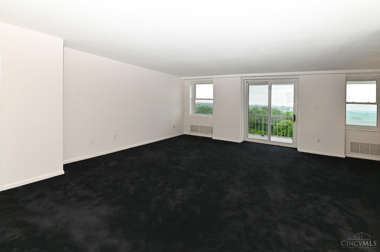 2444 Madison Road, Unit 1509 Cincinnati, OH 45208 - Photo 5 of 40