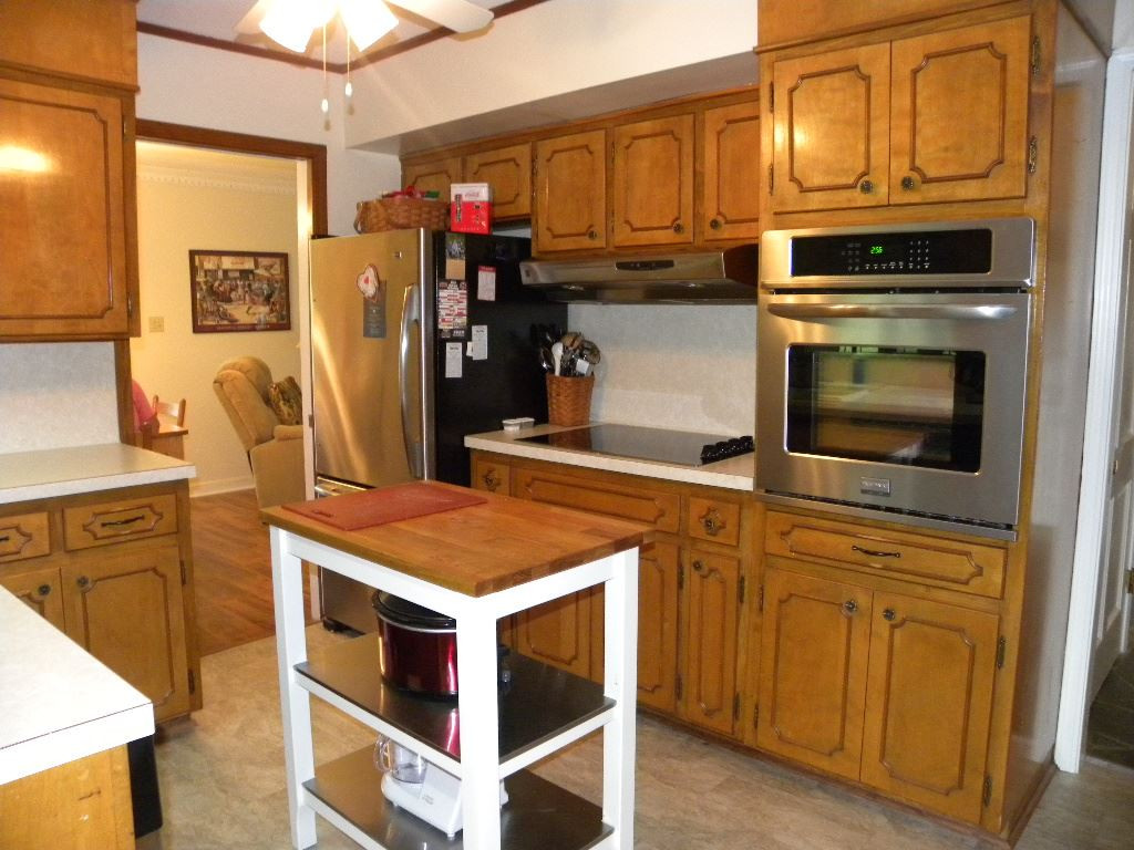 491 Old Johnson Road Wendell, NC 27591 - Photo 9 of 25 Kitchen