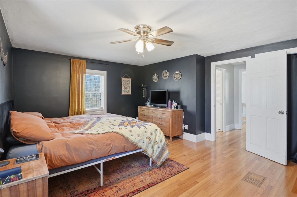 88 Clinton Road Sterling, MA 01564 - Photo 23 of 32