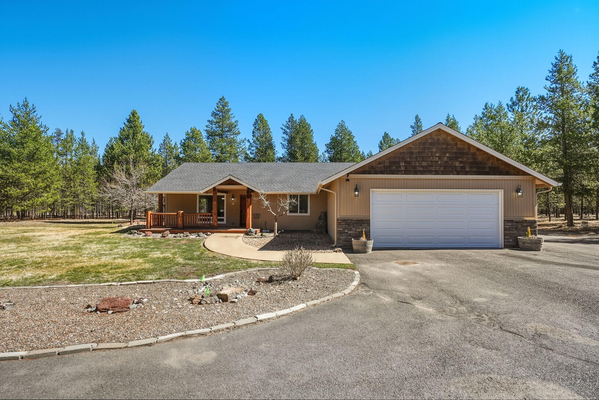 52220 Dorrance Meadow Road La Pine, OR 97739 - Photo 13 of 56 29-web-or-mls-Riley_Visuals_029
