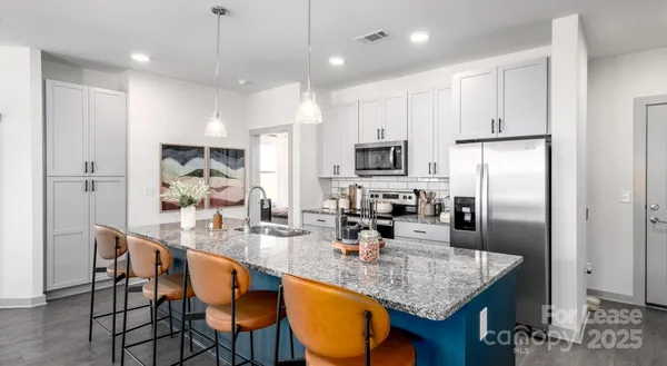 $1,388 | 305 Prine Place, Unit A5, Charlotte, NC 28213