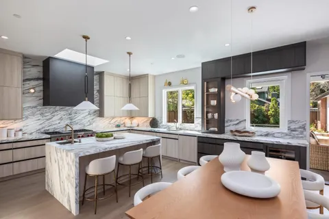 $9,700,000 | 854 Cambridge Avenue, Menlo Park, CA 94025
