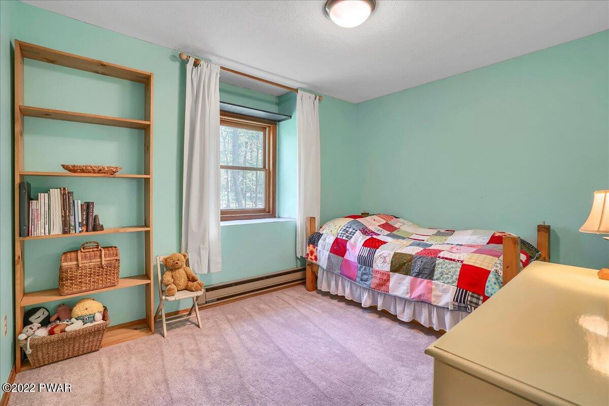 435 Raymondskill Road Milford, PA 18337 - Photo 24 of 59 Bedroom 3