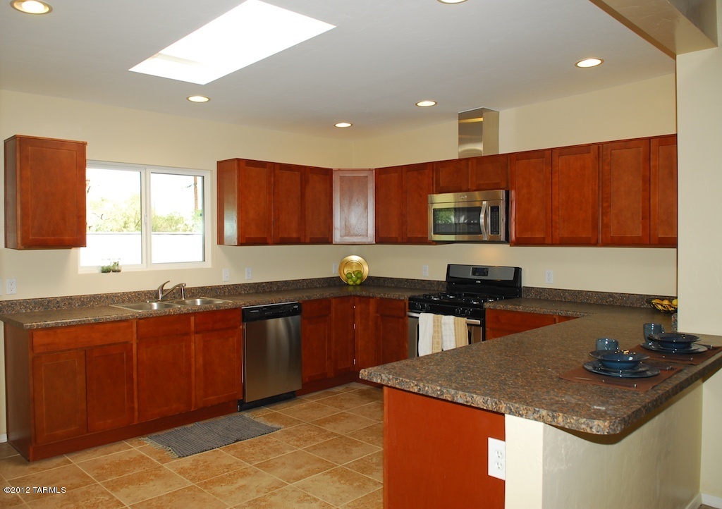 1925 North Ridgeway Road Tucson, AZ 85712 - Photo 8 of 25 Gallery Image 8