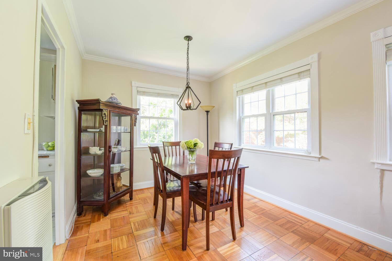 3236 Gunston Road, Unit 722 Alexandria, VA 22302 - Photo 3 of 20 Gallery Image 3