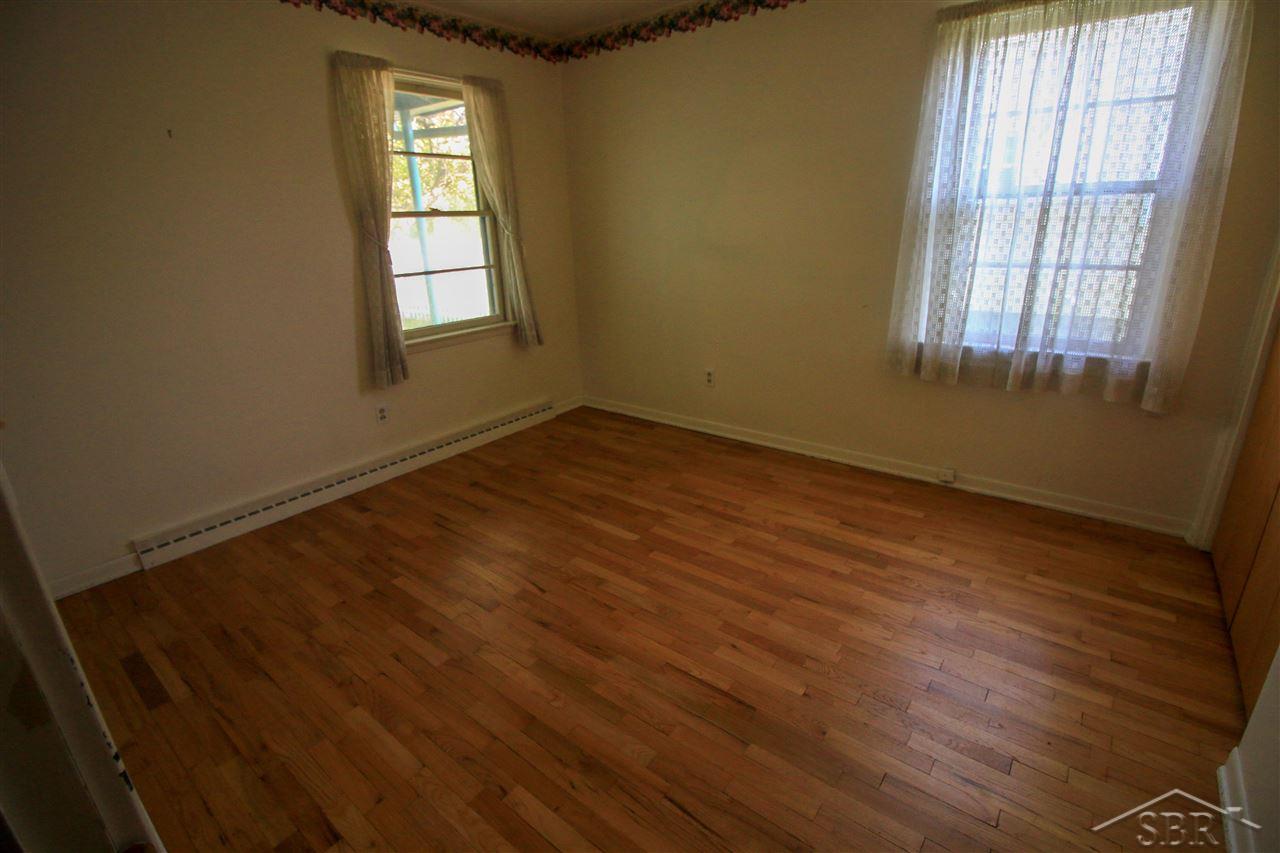 3555 Shattuck Road Saginaw, MI 48603 - Photo 9 of 18 31362149-8.JPG