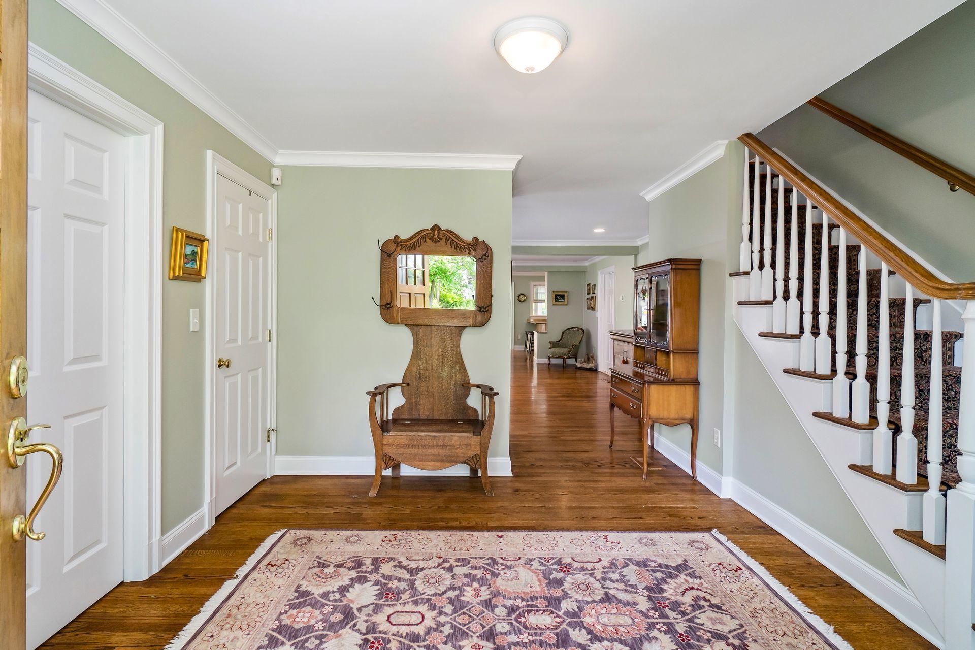 33 Pine Point Road Rowayton, CT 06853 - Photo 4 of 28 a living room with furniture rug and a rug