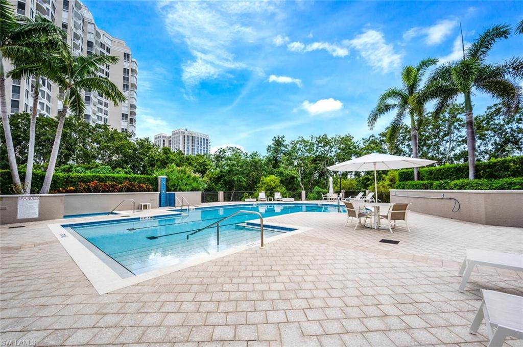 7225 Pelican Bay Boulevard, Unit 2004 Naples, FL 34108 - Photo 34 of 43