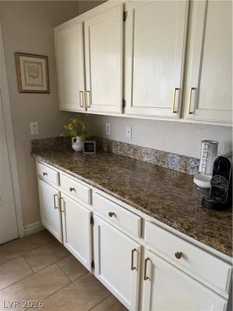 $448,900 | 5252 Green Forest Way, Las Vegas, NV 89118