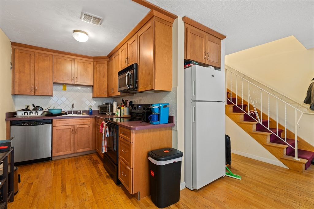22 Austin Street Boston, MA 02129 - Photo 11 of 17
