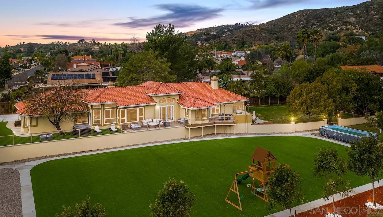a view of a house with garden