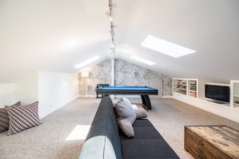 511 North Grove Avenue, Oak Park, IL 60302