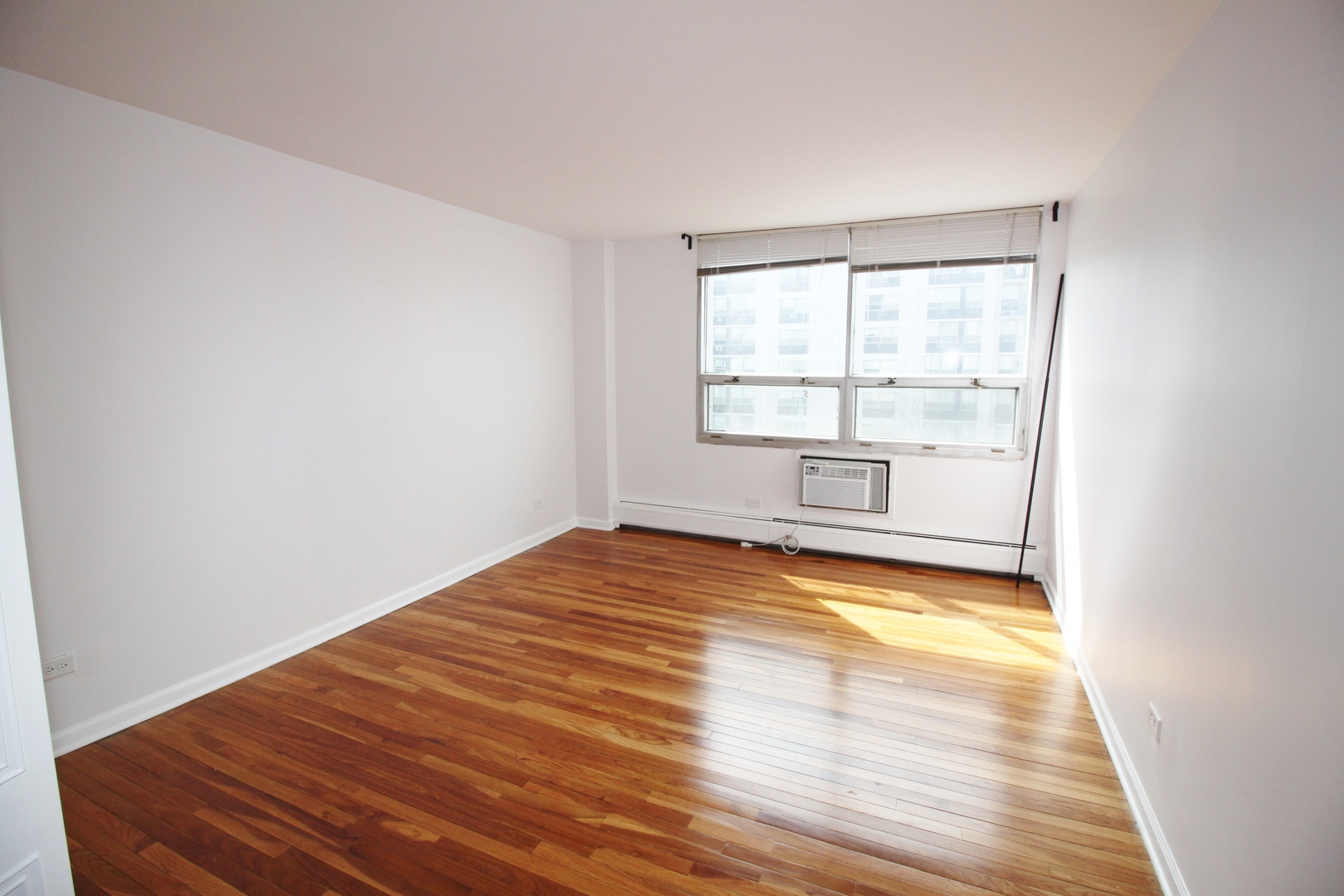 9001 Golf Road, Unit 7C Des Plaines, IL 60016 - Photo 12 of 24