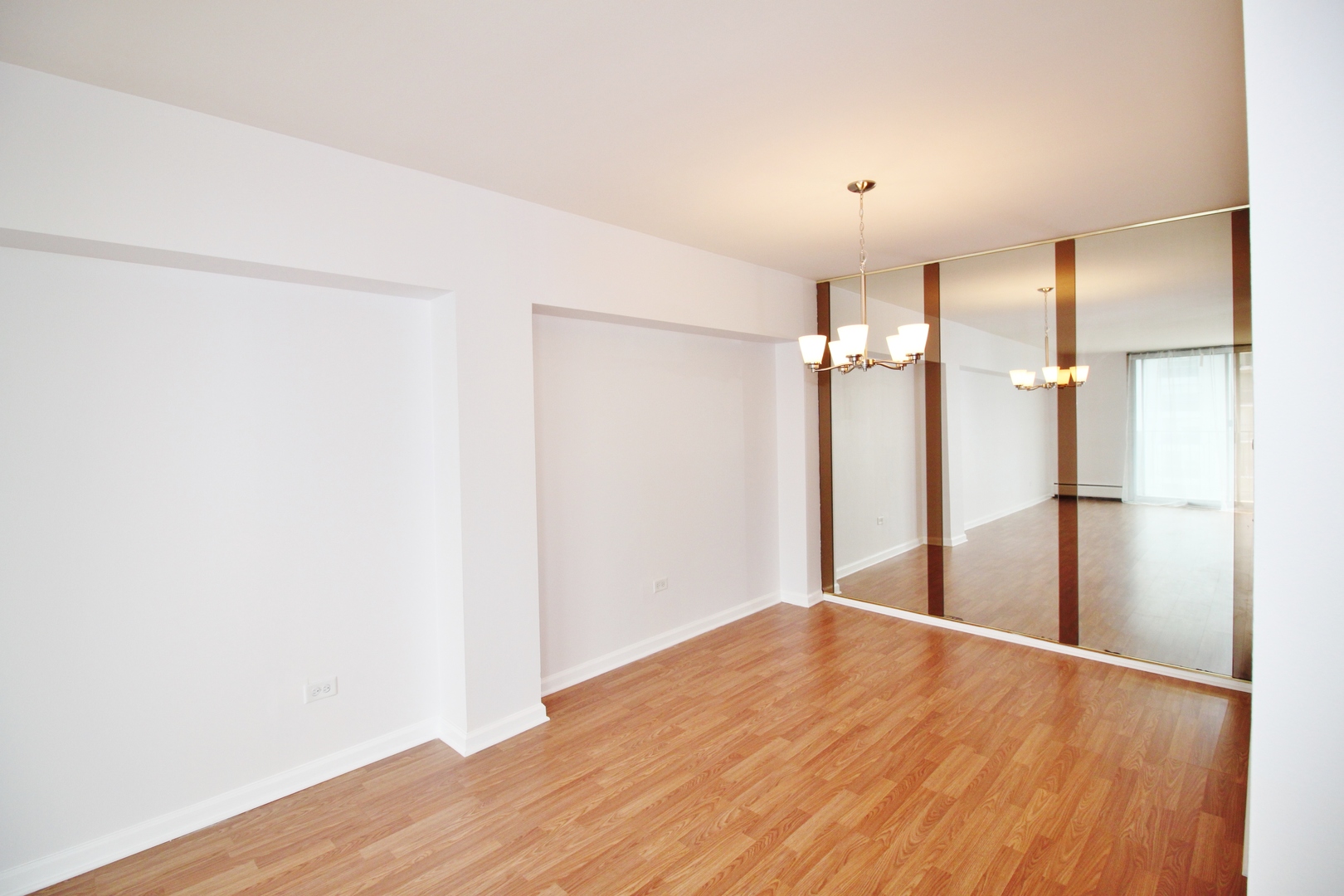 9001 Golf Road, Unit 7C Des Plaines, IL 60016 - Photo 13 of 24