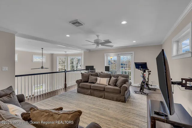 $5,000 | 323 East Main Street, Manasquan, NJ 08736