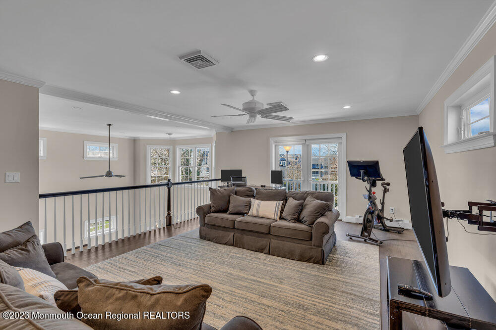 323 East Main Street Manasquan, NJ 08736 - Photo 20 of 32 025_dsc02766