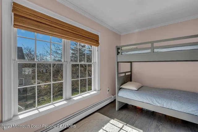 $5,000 | 323 East Main Street, Manasquan, NJ 08736