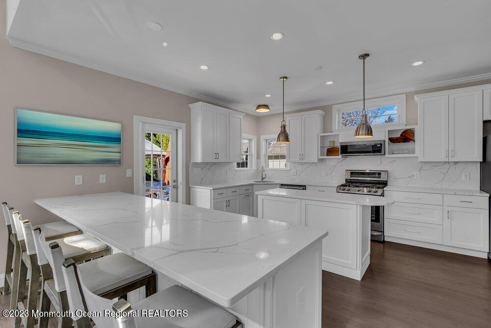 323 East Main Street Manasquan, NJ 08736 - Photo 6 of 32 022_dsc02756