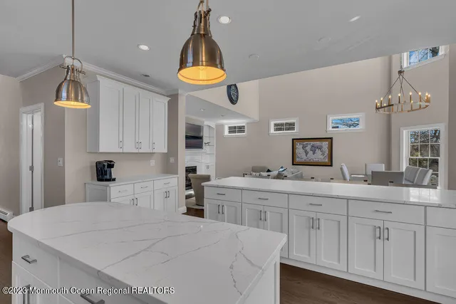 $5,000 | 323 East Main Street, Manasquan, NJ 08736