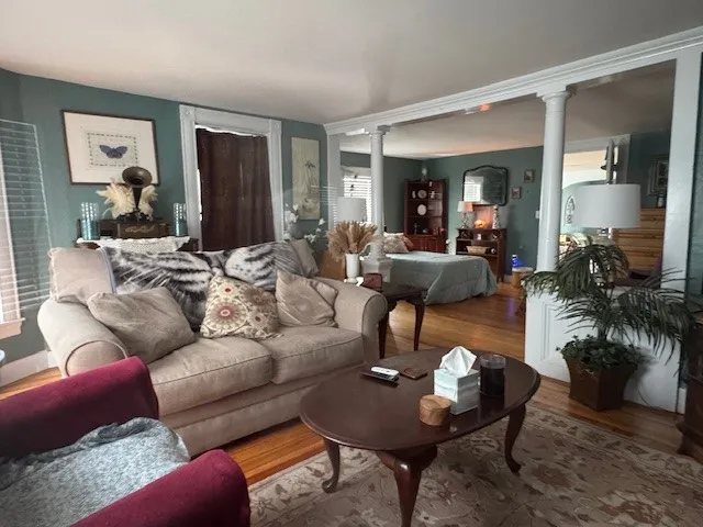 $1,950 | 23 Rock Street, Bristol, RI 02809