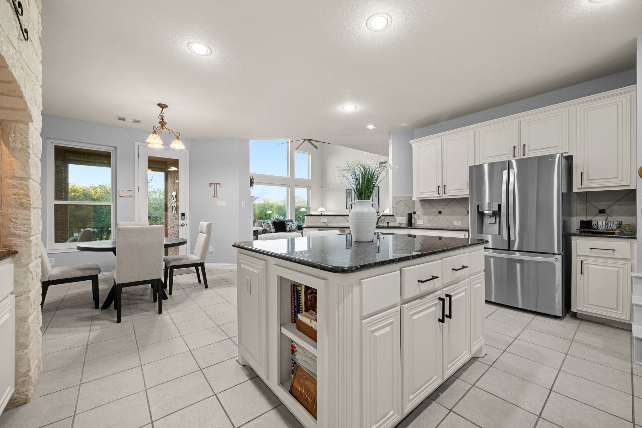 15021 Spillman Ranch Loop Austin, TX 78738 - Photo 11 of 40