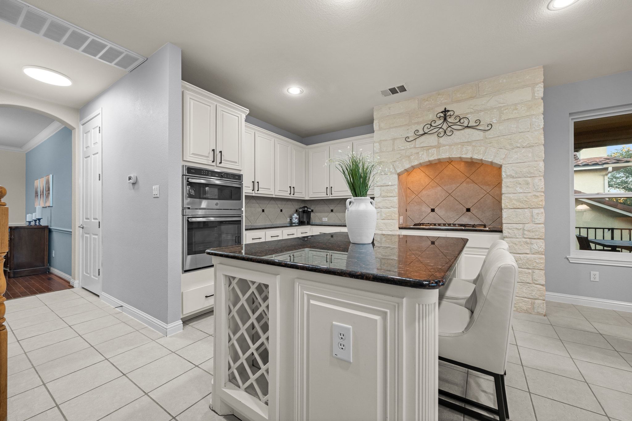 15021 Spillman Ranch Loop Austin, TX 78738 - Photo 16 of 40