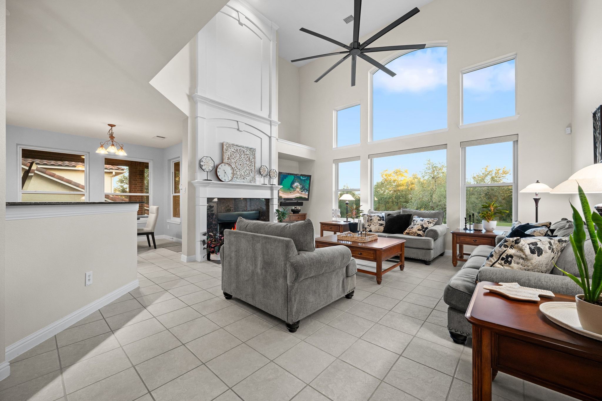 15021 Spillman Ranch Loop Austin, TX 78738 - Photo 8 of 40