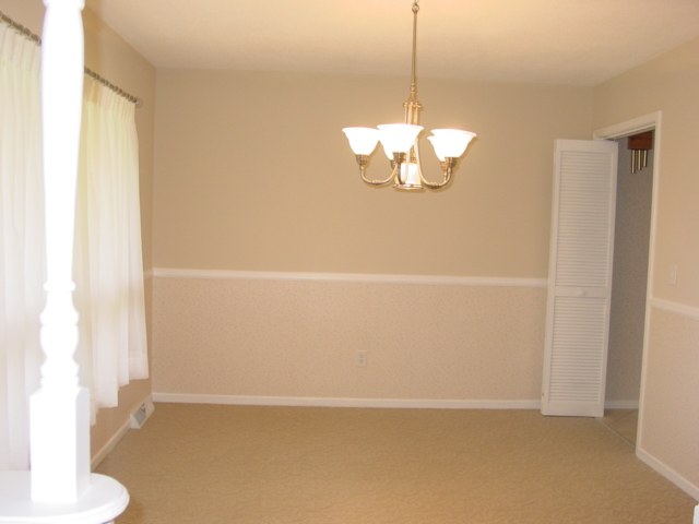 311 Hillandale Road Seneca, SC 29672 - Photo 4 of 25 Gallery Image 4