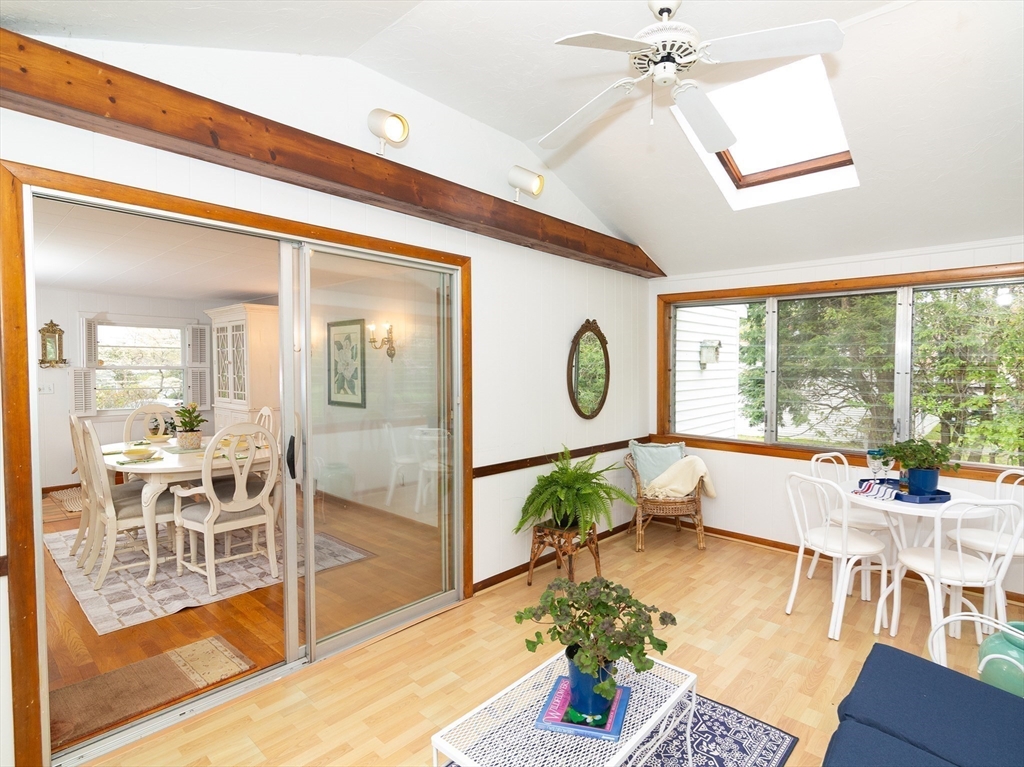 40 Dunster Road Framingham, MA 01702 - Photo 16 of 38